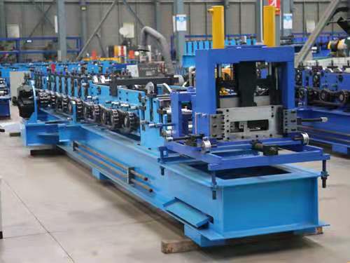 南宁Auto interchangeable CZ purlin roll forming machine